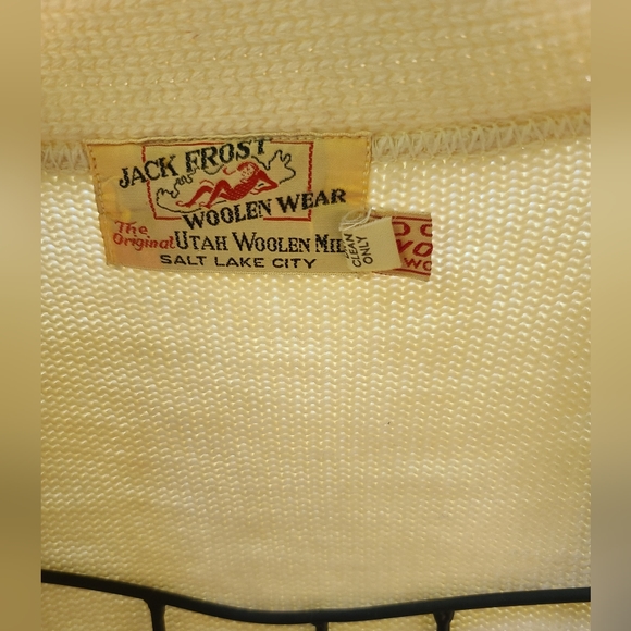 Jack Frost Woolen Wear men's STUNNING vintage beige sweater szL perfect for fall - Picture 7 of 8